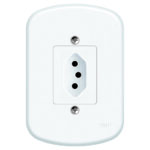 BLANC CONJUNTO 1 TOMADA 10A FAME